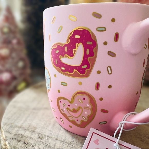 NEW Peppermint & Pine Soft Touch Colorful Heart Donuts Sprinkles Christmas Mug - Picture 8 of 12